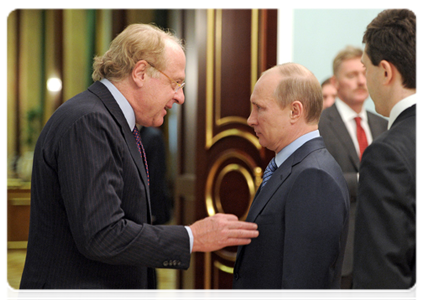 Председатель Правительства Российской Федерации В.В.Путин и председатель правления компании «Эни» П.Скарони|25 апреля, 2012|17:32