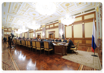 Prime Minister Vladimir Putin chairs a meeting of the Government Commission on Budgetary Planning for the Upcoming Fiscal Year and the Planning Period|25 april, 2012|19:50