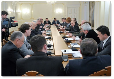 Председатель Правительства Российской Федерации В.В.Путин встретился с членами координационного совета Общероссийского народного фронта