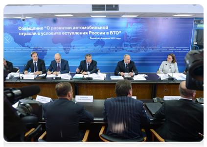 Председатель Правительства Российской Федерации В.В.Путин провёл на АвтоВАЗе (г.Тольятти) совещание о развитии автомобильной отрасли в условиях вступления России в ВТО|4 апреля, 2012|19:14