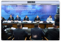 Prime Minister Vladimir Putin chairs a meeting at AvtoVAZ (Togliatti) on the development of the automotive industry in the context of Russia’s accession to the WTO