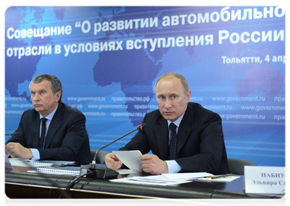 Prime Minister Vladimir Putin and Deputy Prime Minister Igor Sechin at a meeting on the development of the automotive industry in the context of Russia’s accession to the WTO|4 april, 2012|19:34