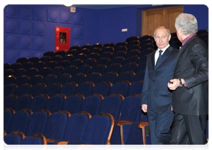 Председатель Правительства Российской Федерации В.В.Путин посетил Саратовский театр юного зрителя имени Юрия Киселёва|6 апреля, 2012|13:49