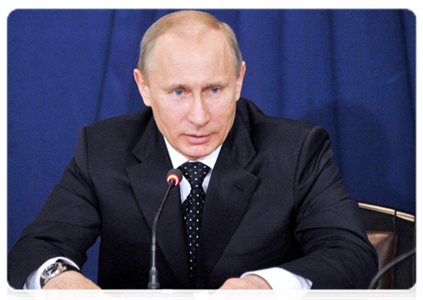 Prime Minister Vladimir Putin holds a meeting on providing housing for military personnel|6 april, 2012|14:24