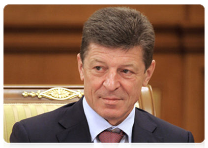 Deputy Prime Minister Dmitry Kozak at a government meeting|2 may, 2012|15:45