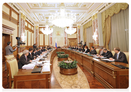 Prime Minister Vladimir Putin chairs a government meeting|2 may, 2012|15:46