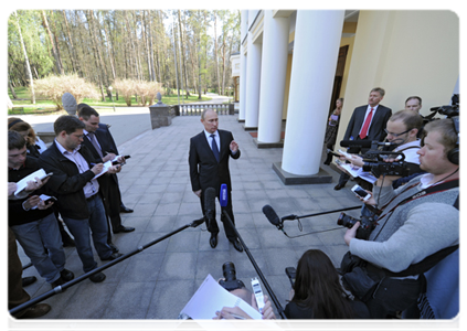 Prime Minister Vladimir Putin taking questions from the press following a meeting of the Strategic Initiatives Agency’s supervisory board|3 may, 2012|18:31