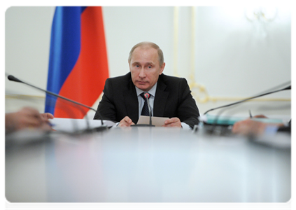Prime Minister Vladimir Putin at a meeting on motivating exploration of hard-to-recover oil reserves|3 may, 2012|19:44