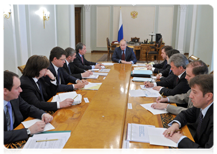 Председатель Правительства Российской Федерации В.В.Путин провёл совещание по вопросу развития розничного рынка электроэнергии|4 мая, 2012|15:54