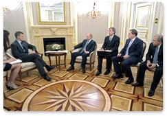 Prime Minister Vladimir Putin meets with Statoil ASA CEO Helge Lund