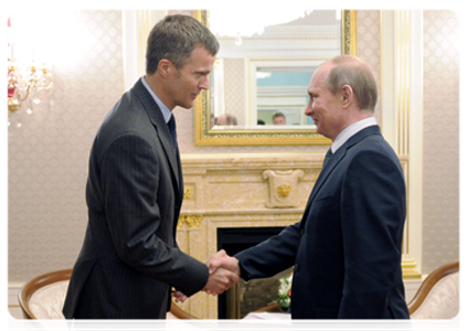 Председатель Правительства Российской Федерации В.В.Путин встретился с главой норвежской компании «Статойл АСА» Х.Лундом|5 мая, 2012|18:58